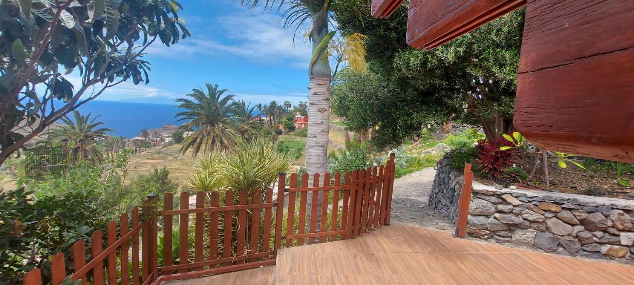 Cabana Los Palmeros, Vista Al Mar Y La Montana Alojera Exterior photo