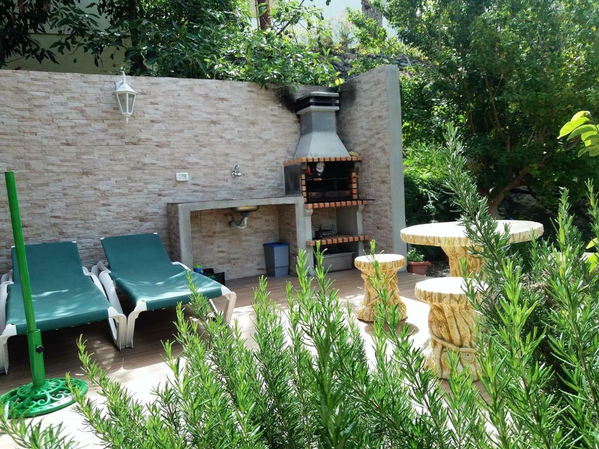 Cabana Los Palmeros, Vista Al Mar Y La Montana Alojera Exterior photo